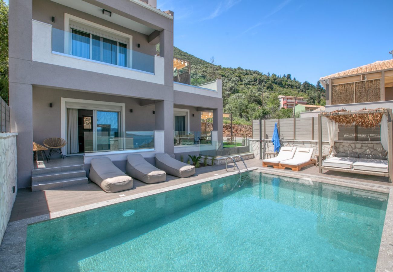 Villa in Nikiana - Villa White Elegance
