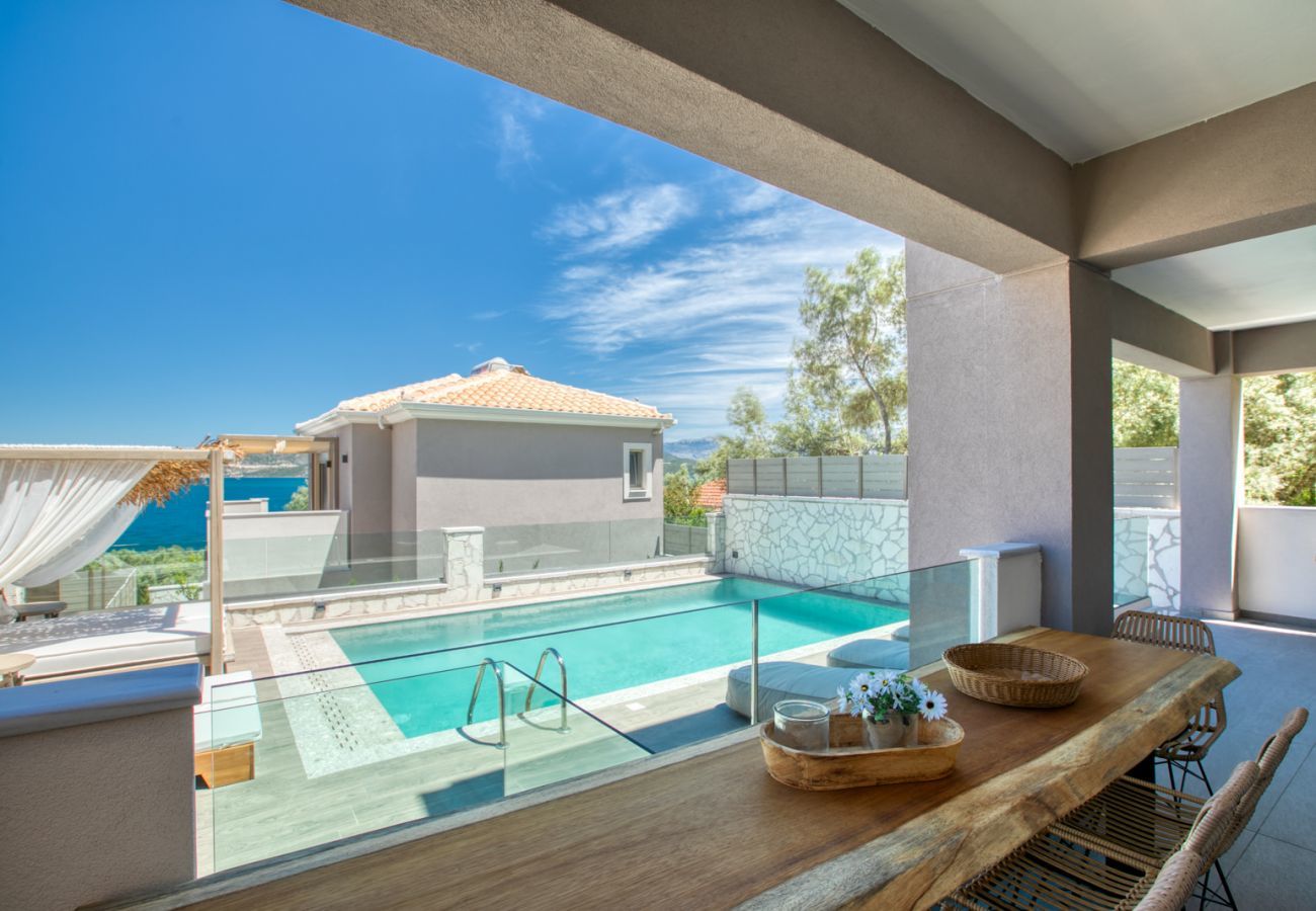 Villa in Nikiana - Villa White Elegance