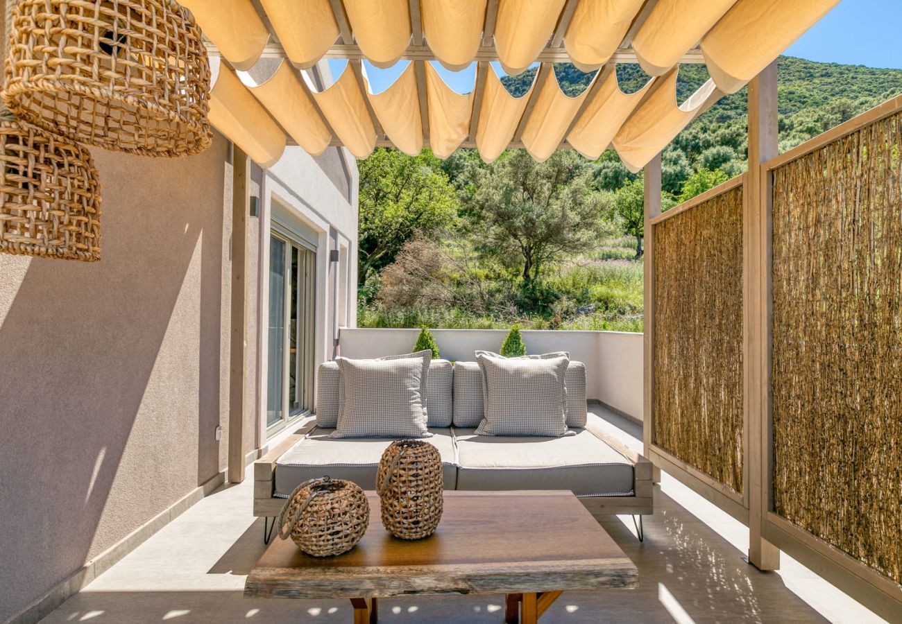 Villa in Nikiana - Villa White Elegance