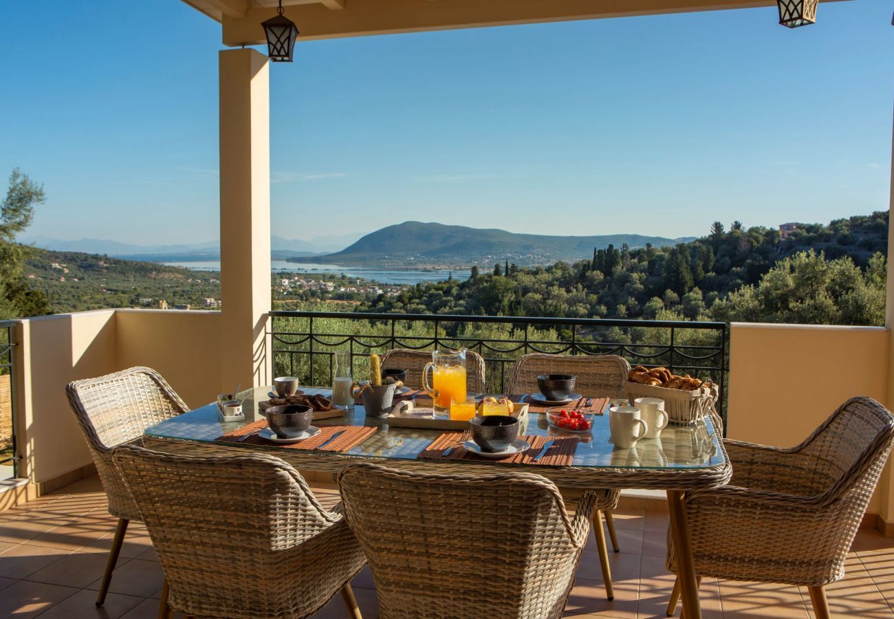 Villa in Katouna - Villa Daphne