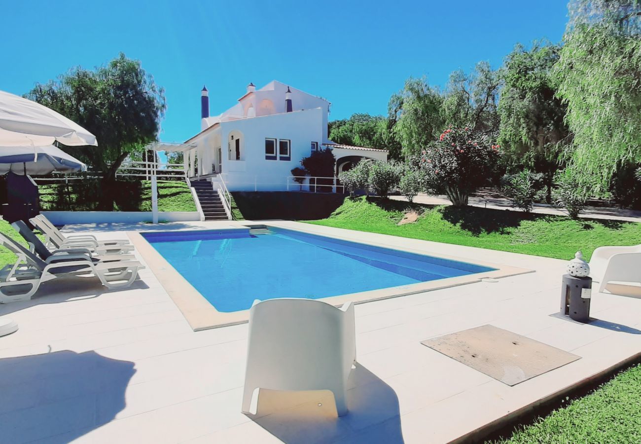 Villa in Benagil - Villa Leonora