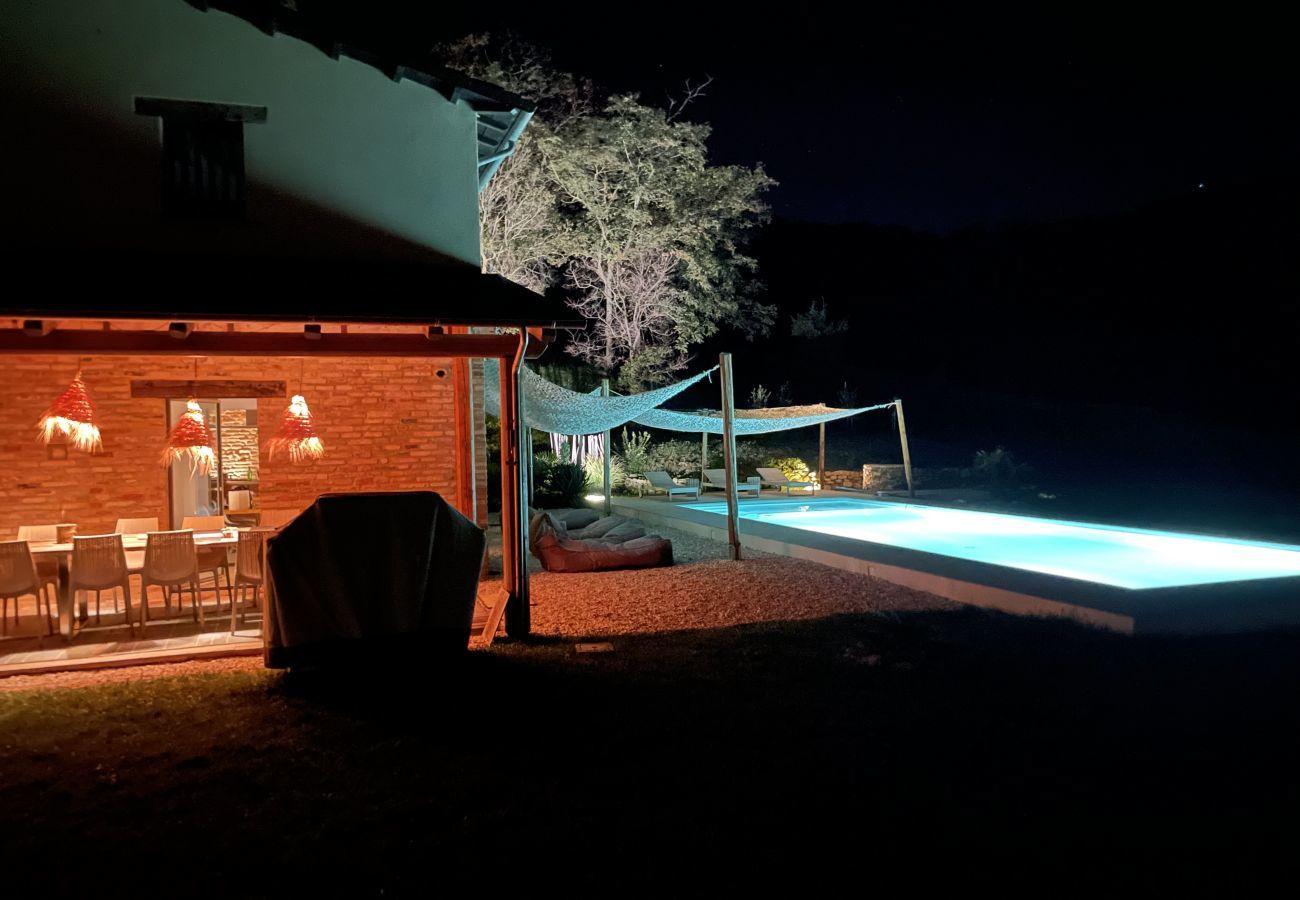 Villa in Mombaroccio - Casa Fontegenga