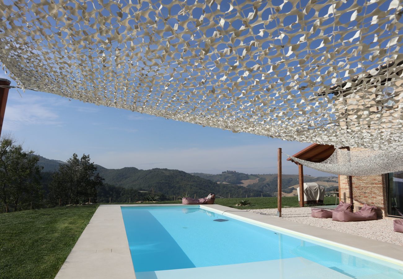 Villa in Mombaroccio - Casa Fontegenga