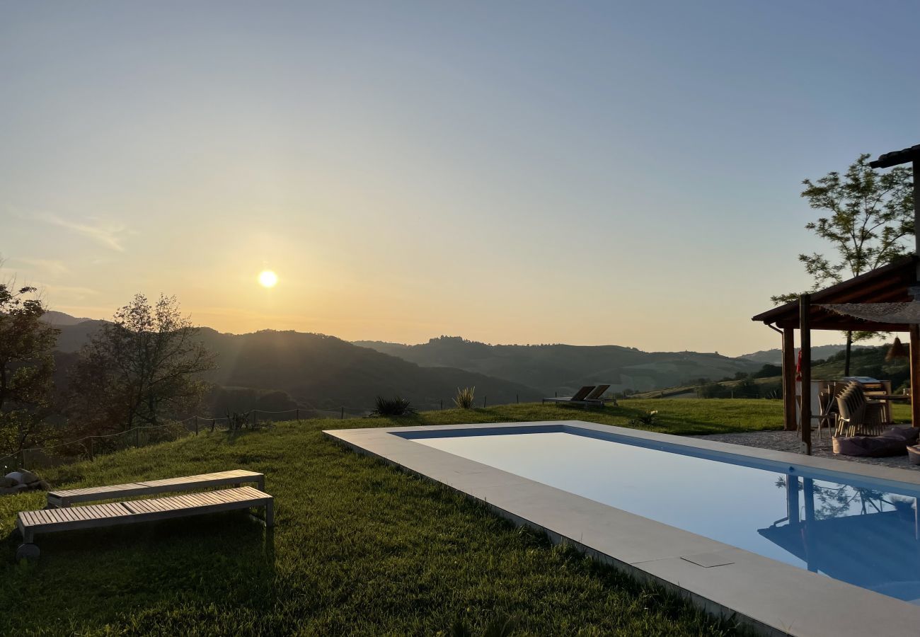 Villa in Mombaroccio - Casa Fontegenga