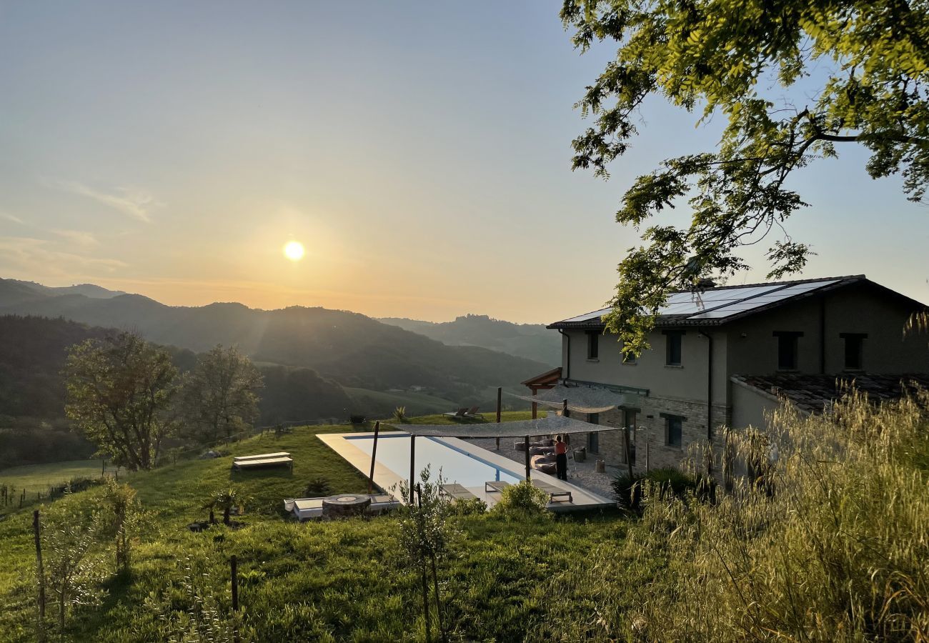 Villa in Mombaroccio - Casa Fontegenga