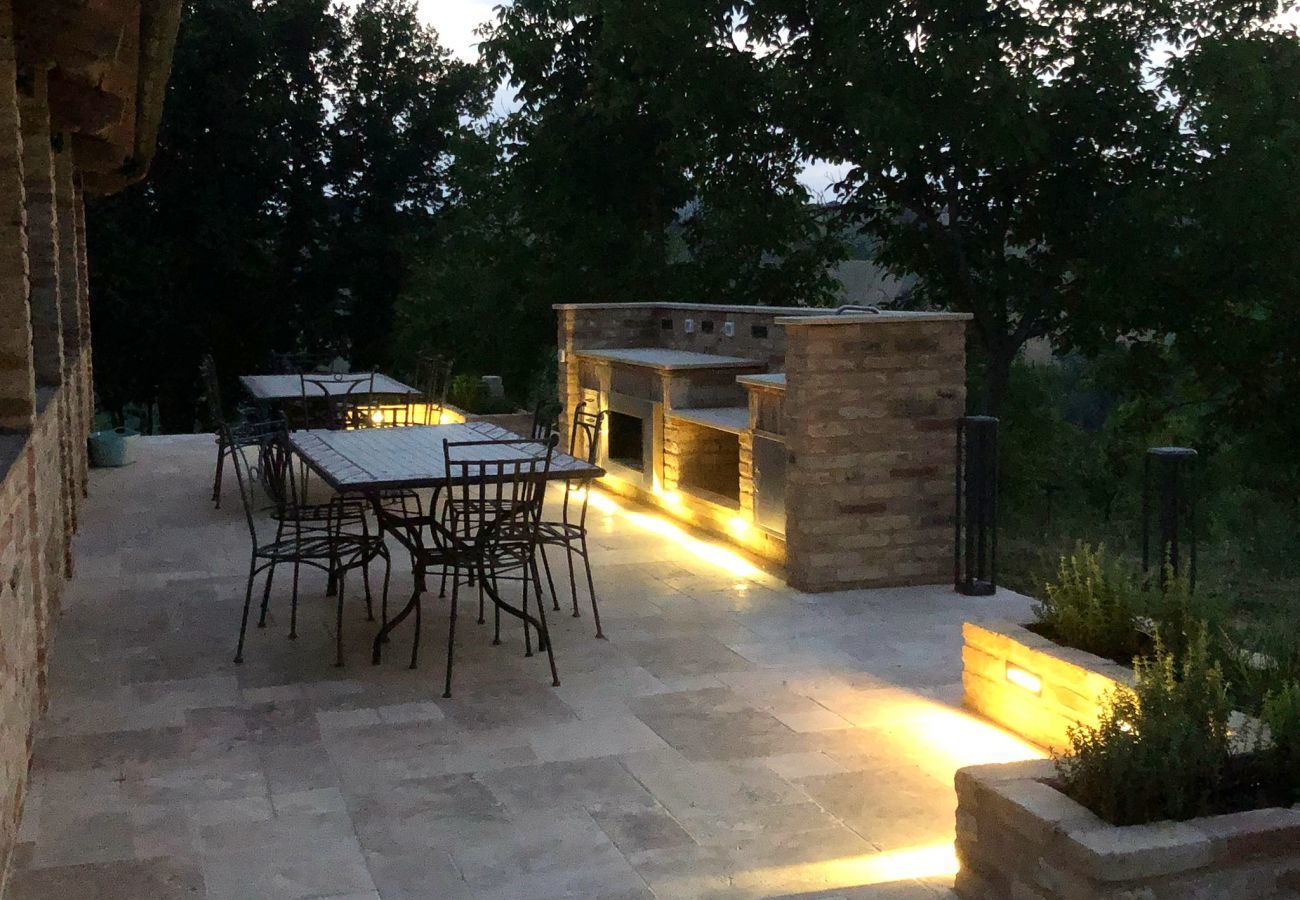 Villa in Montelparo - La Casa in Collina