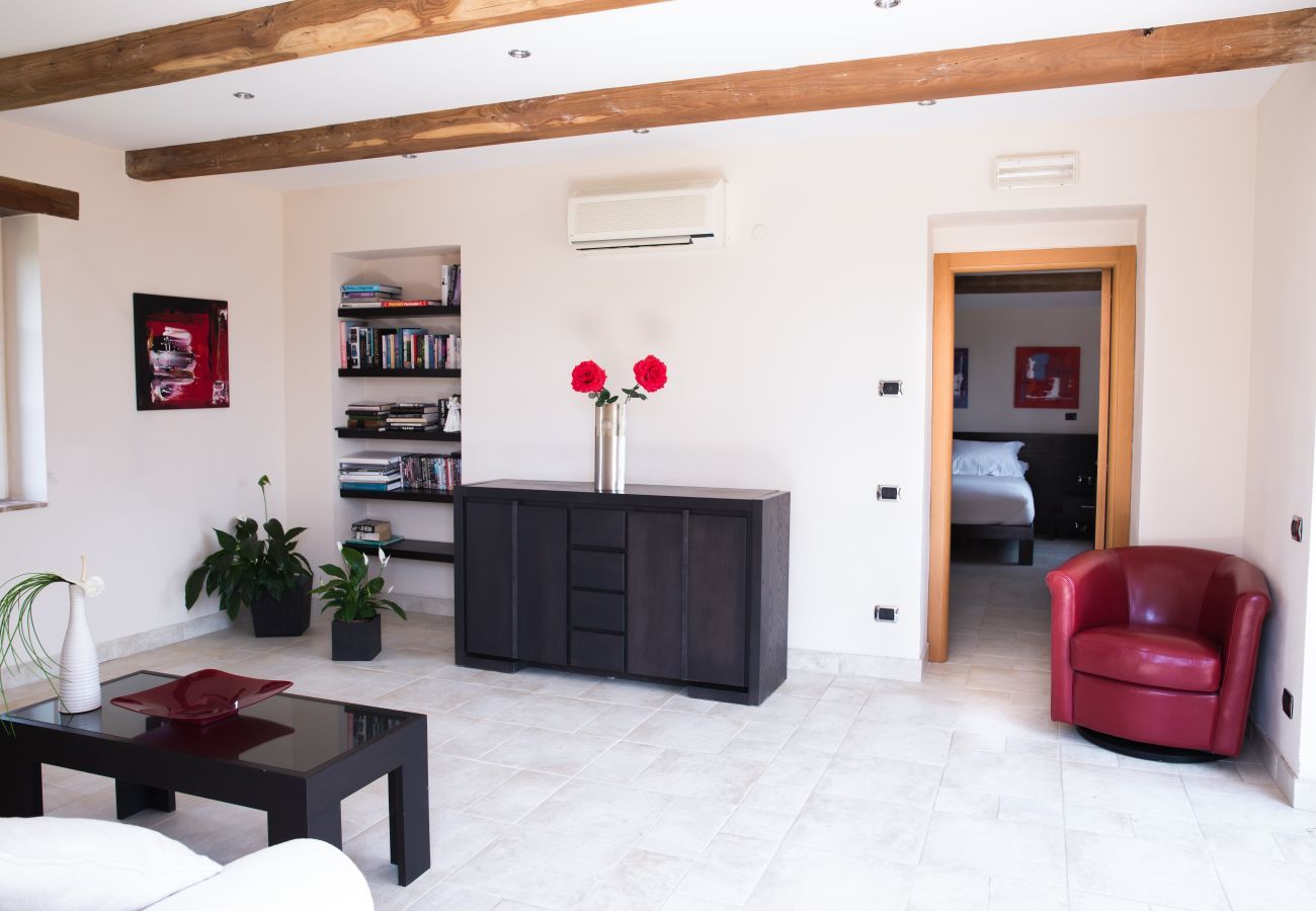 Villa in Montelparo - La Casa in Collina