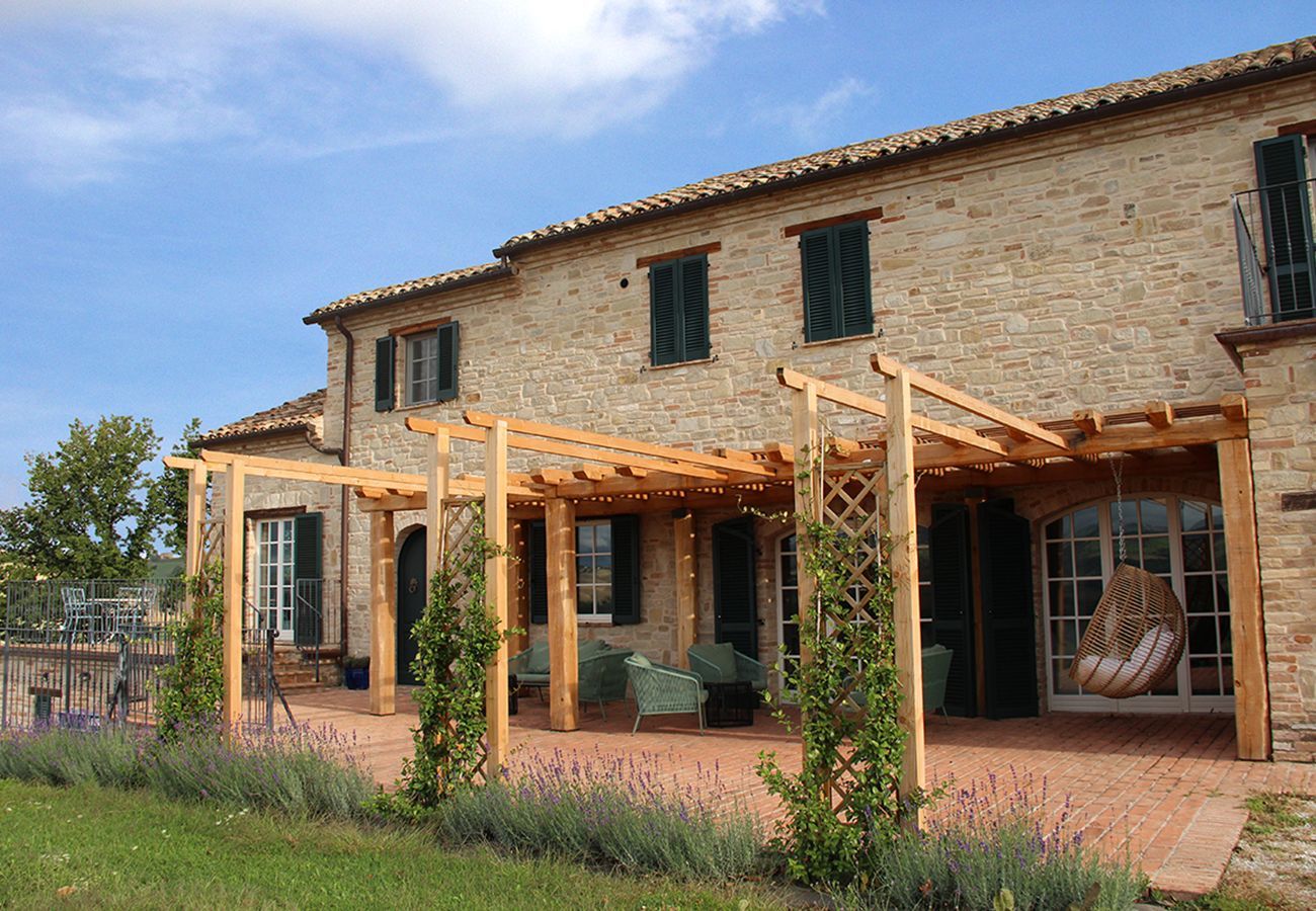 Villa in Montelparo - La Casa in Collina