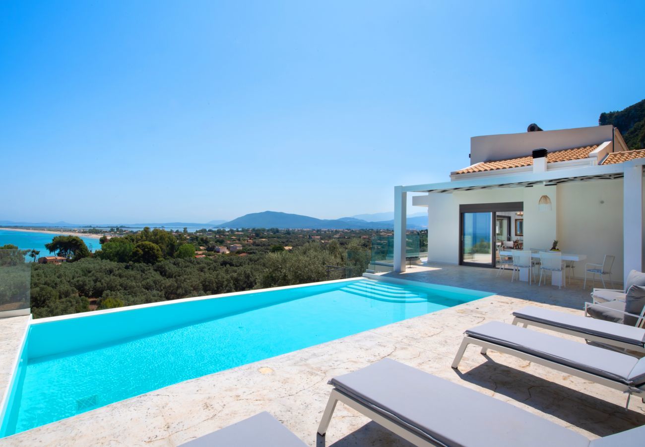 Villa in Lefkada - Villa Ouranos
