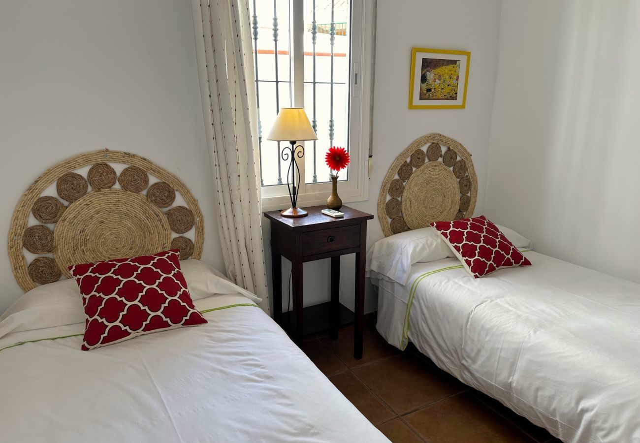 Huis in Nerja - Villa Burriana Puesta de Sol