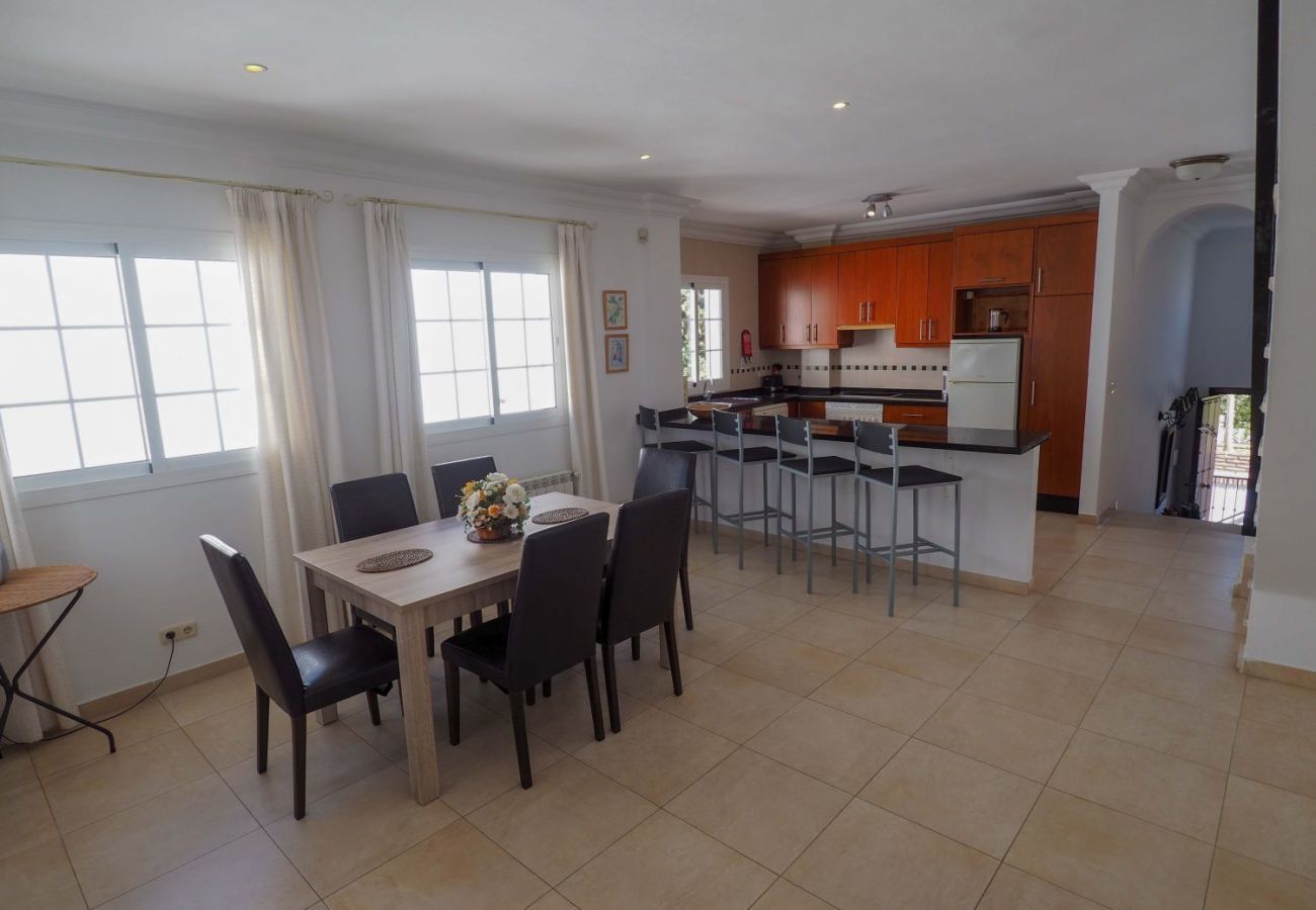Villa in Nerja - Villa Burriana Dorada