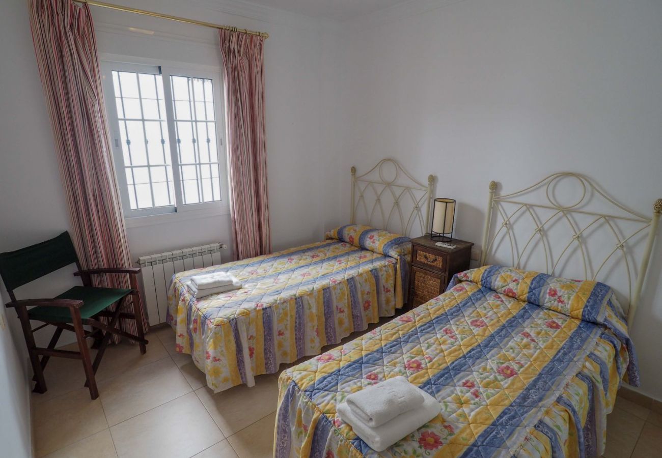 Villa in Nerja - Villa Burriana Dorada