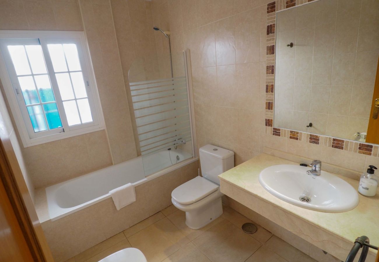 Villa in Nerja - Villa Burriana Dorada