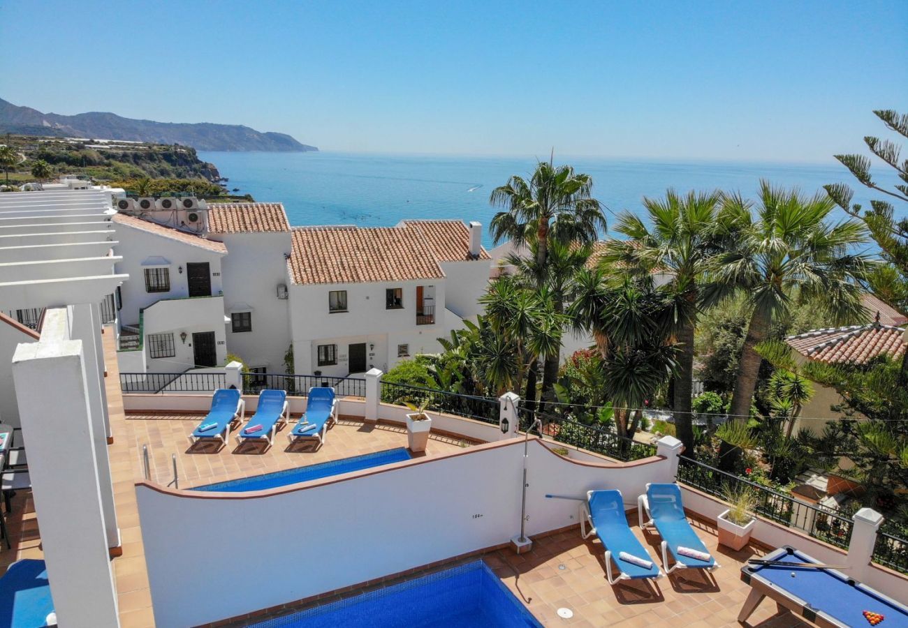 Villa in Nerja - Villa Burriana Dorada