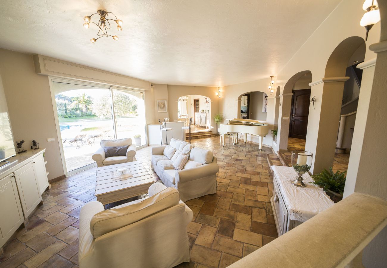 Villa in Mougins - Villa Jolie