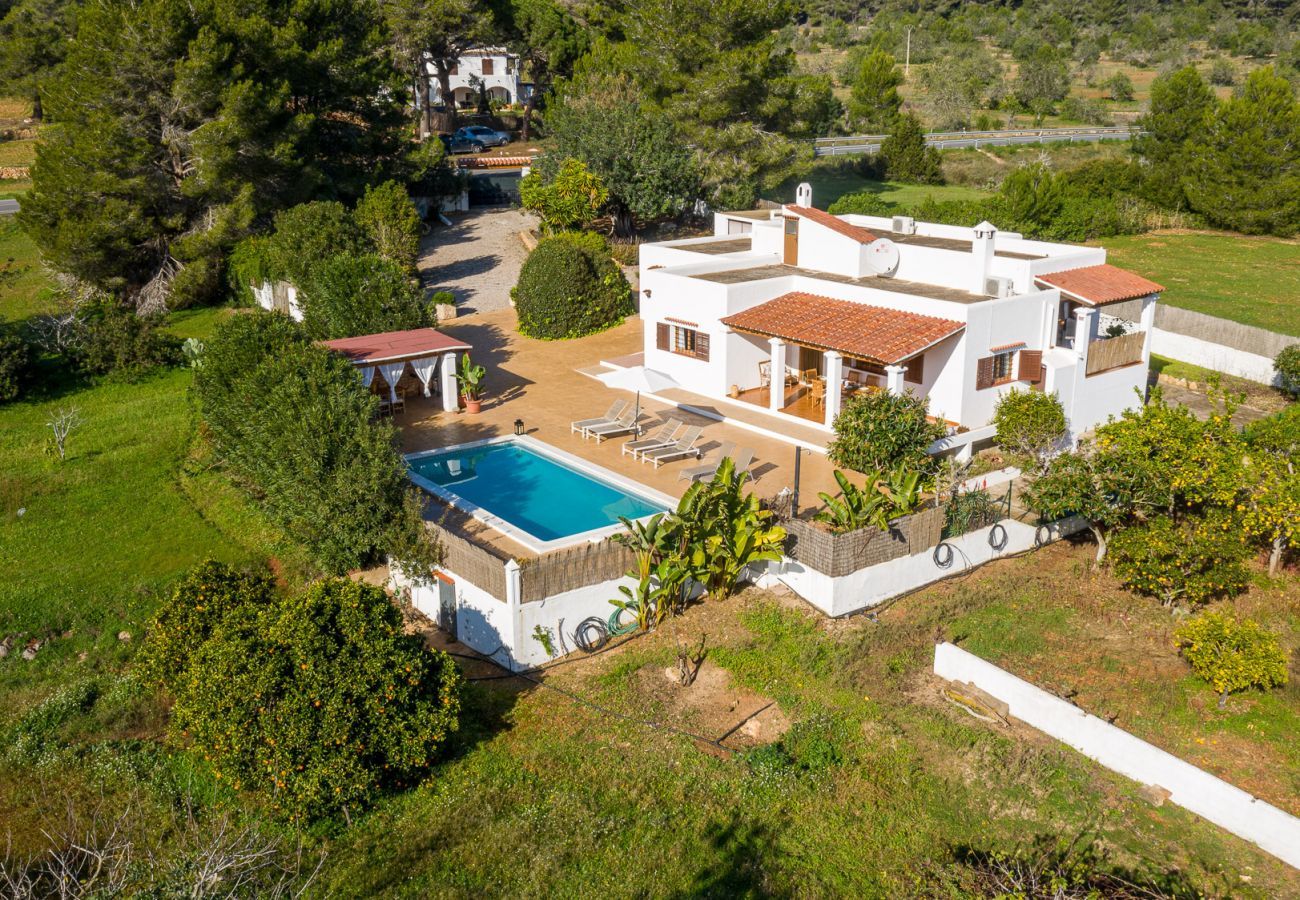 Villa in Santa Eulalia des Riu - Villa Cara