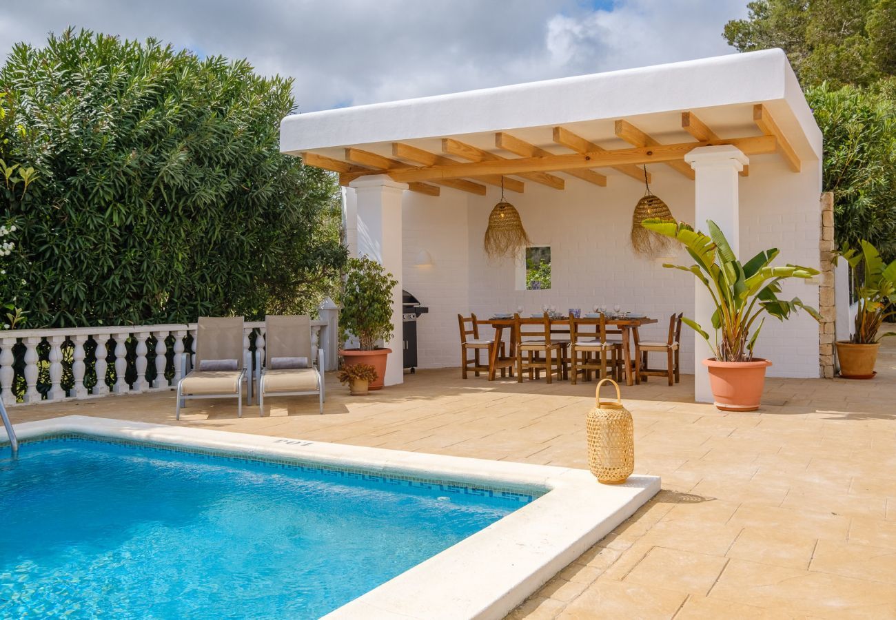 Villa in Santa Eulalia des Riu - Villa Cara