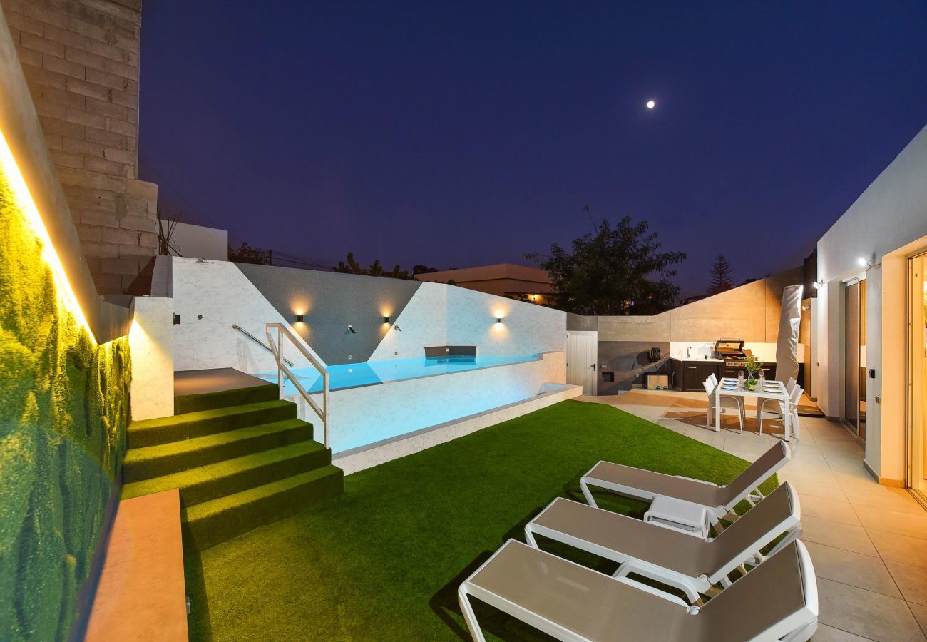 Huis in Maspalomas - Villa Moderno