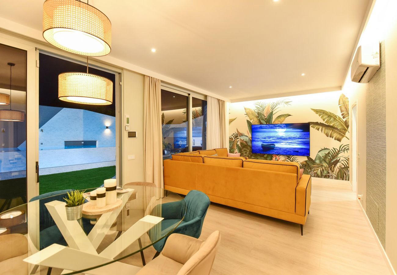 Huis in Maspalomas - Villa Moderno