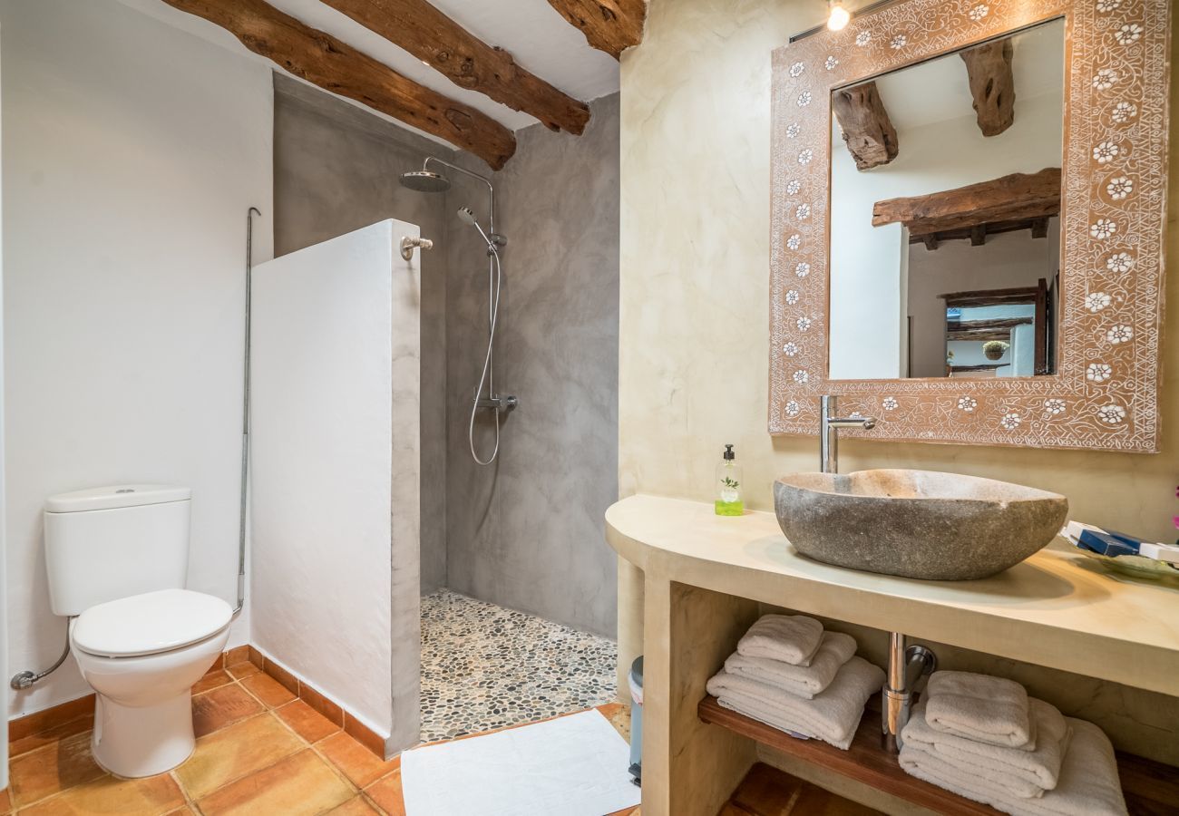 Stijlvolle villa San Agustin met landelijke ligging, privacy and privé zwembad. Loopafstand van het dorp San Agustin