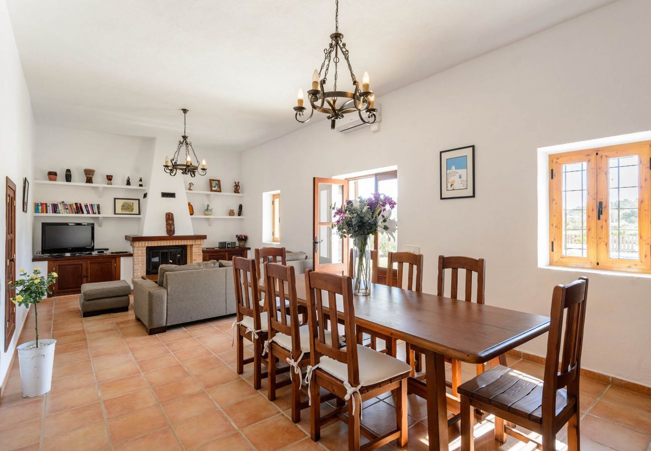 Villa in Santa Eulalia des Riu - Casa Zelia
