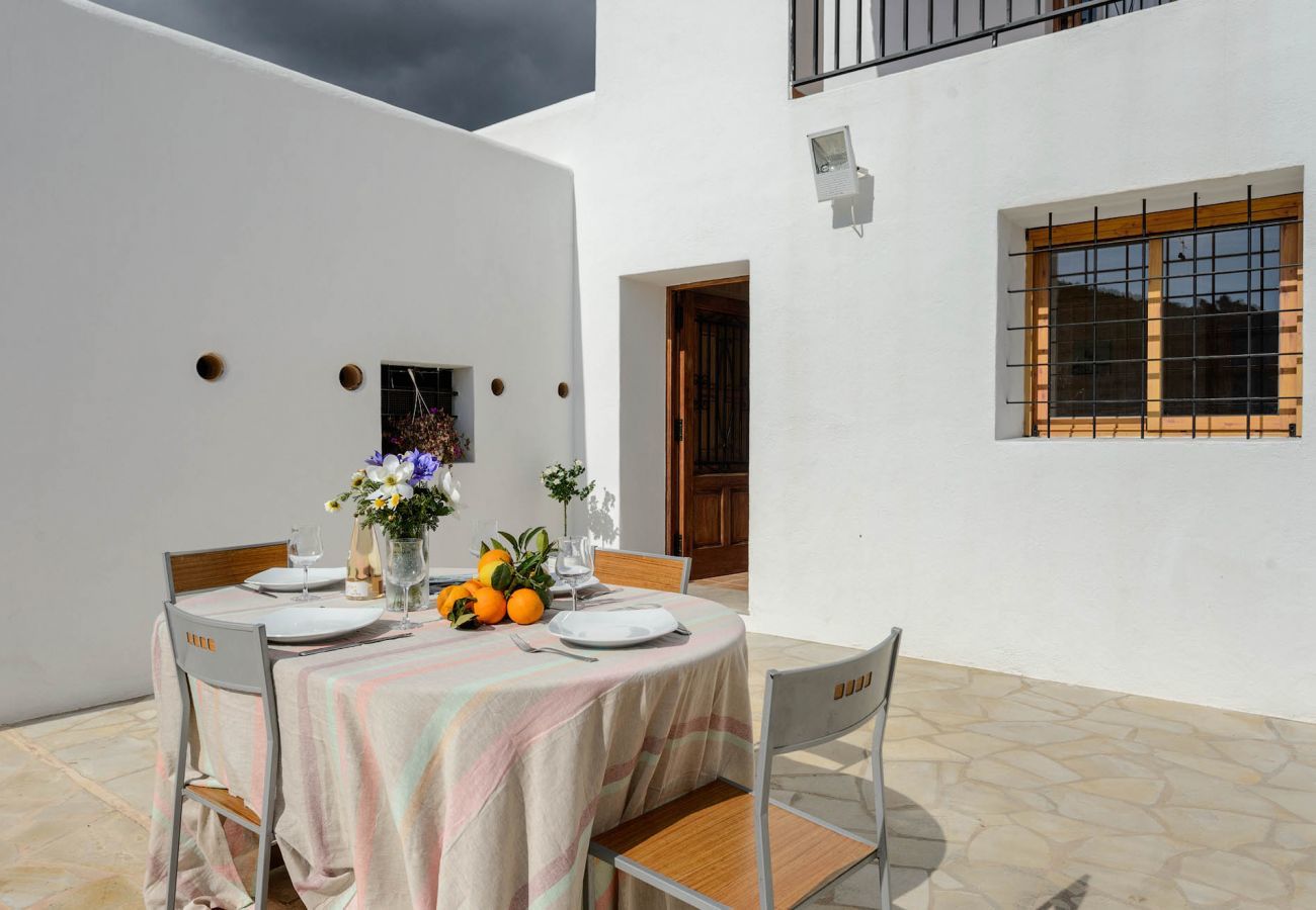 Villa in Santa Eulalia des Riu - Casa Zelia