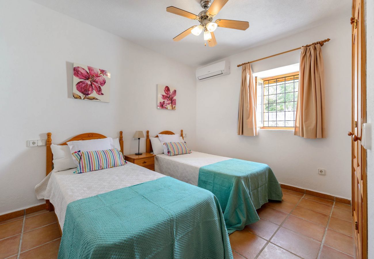 Villa in Santa Eulalia des Riu - Casa Zelia