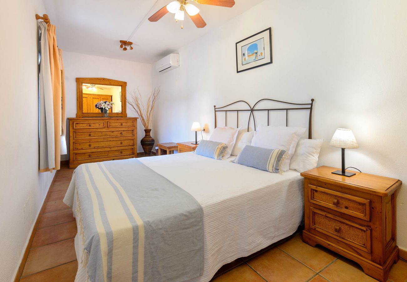 Villa in Santa Eulalia des Riu - Casa Zelia
