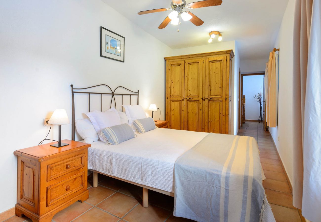 Villa in Santa Eulalia des Riu - Casa Zelia