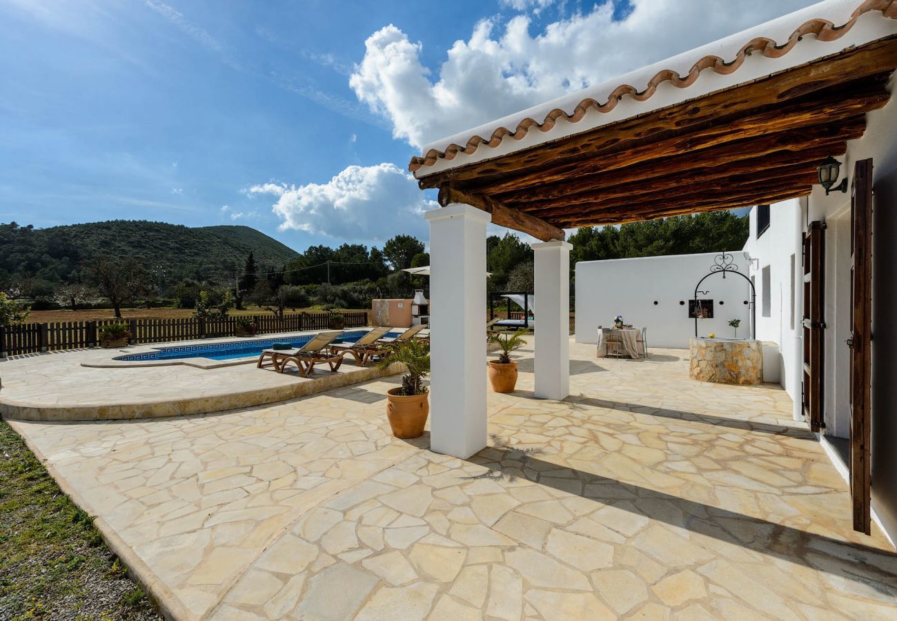Villa in Santa Eulalia des Riu - Casa Zelia