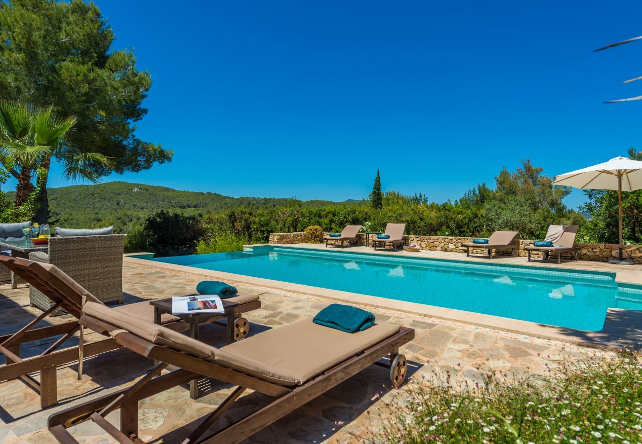 Villa in Santa Eulalia des Riu - Finca Nuria