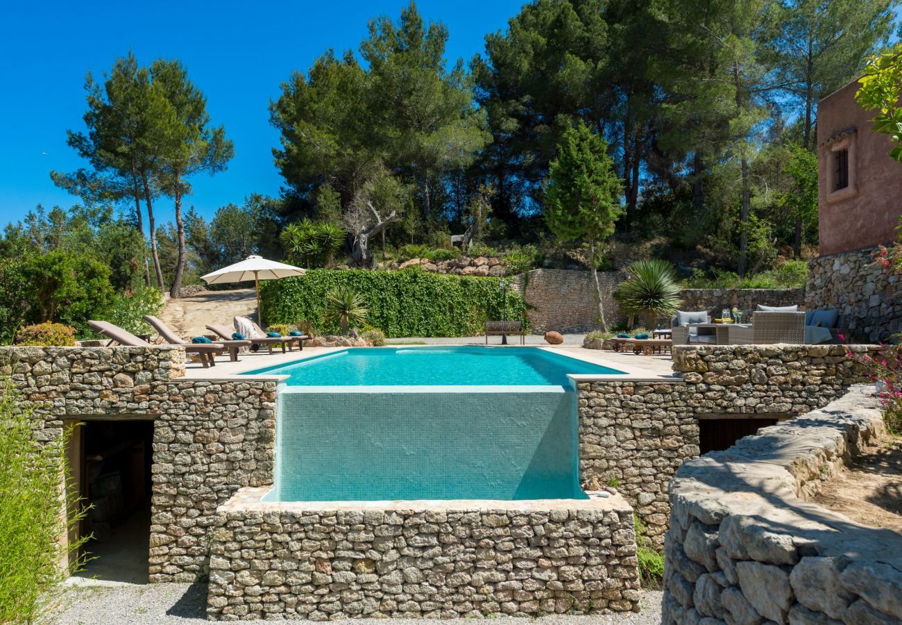 Villa in Santa Eulalia des Riu - Finca Nuria