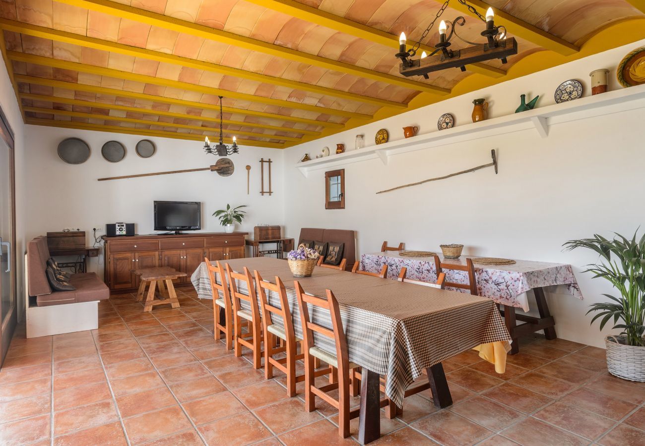 Villa in San Carlos/ Sant Carles de Peralta - Villa Indy