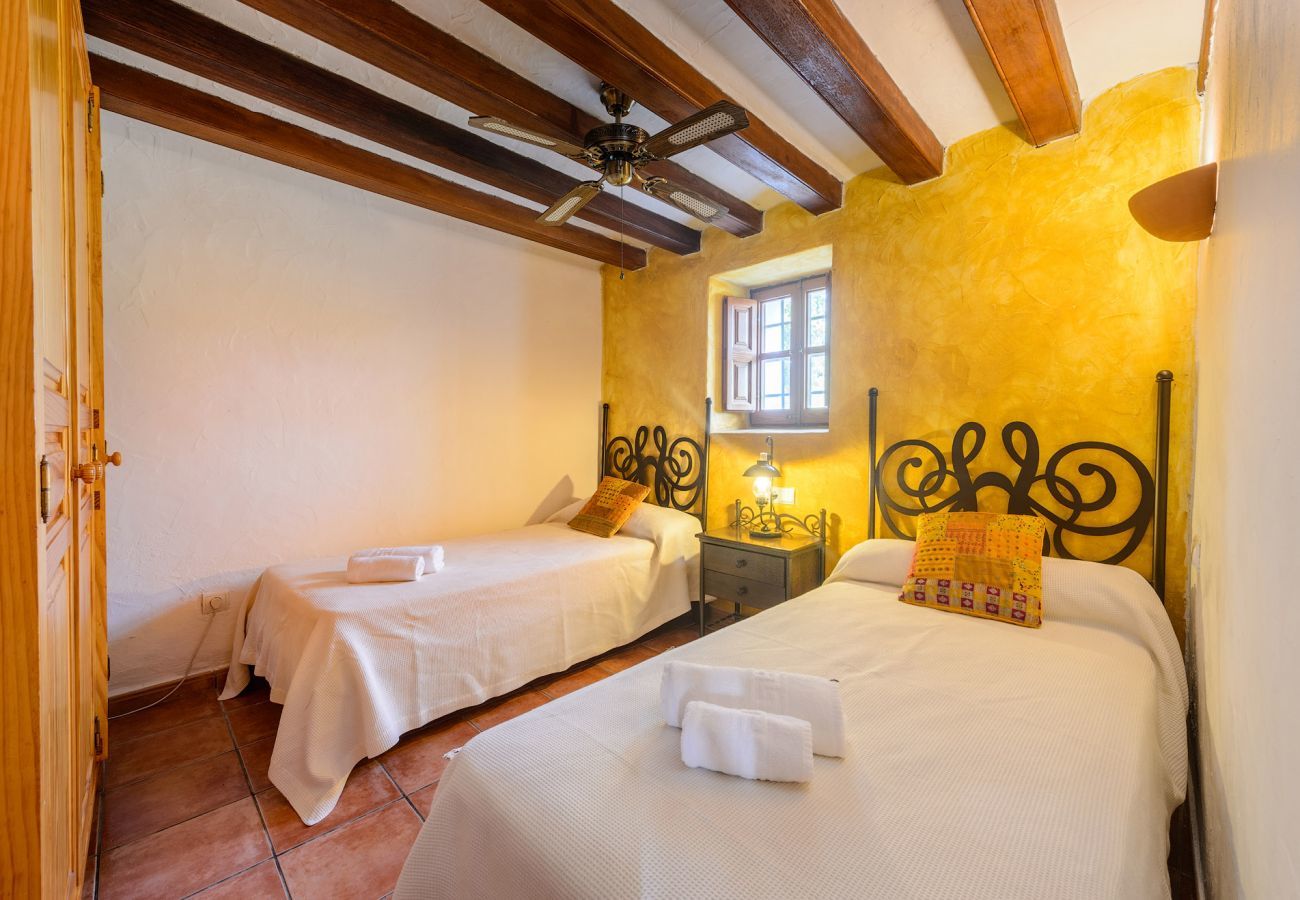 Villa in San Carlos/ Sant Carles de Peralta - Villa Indy