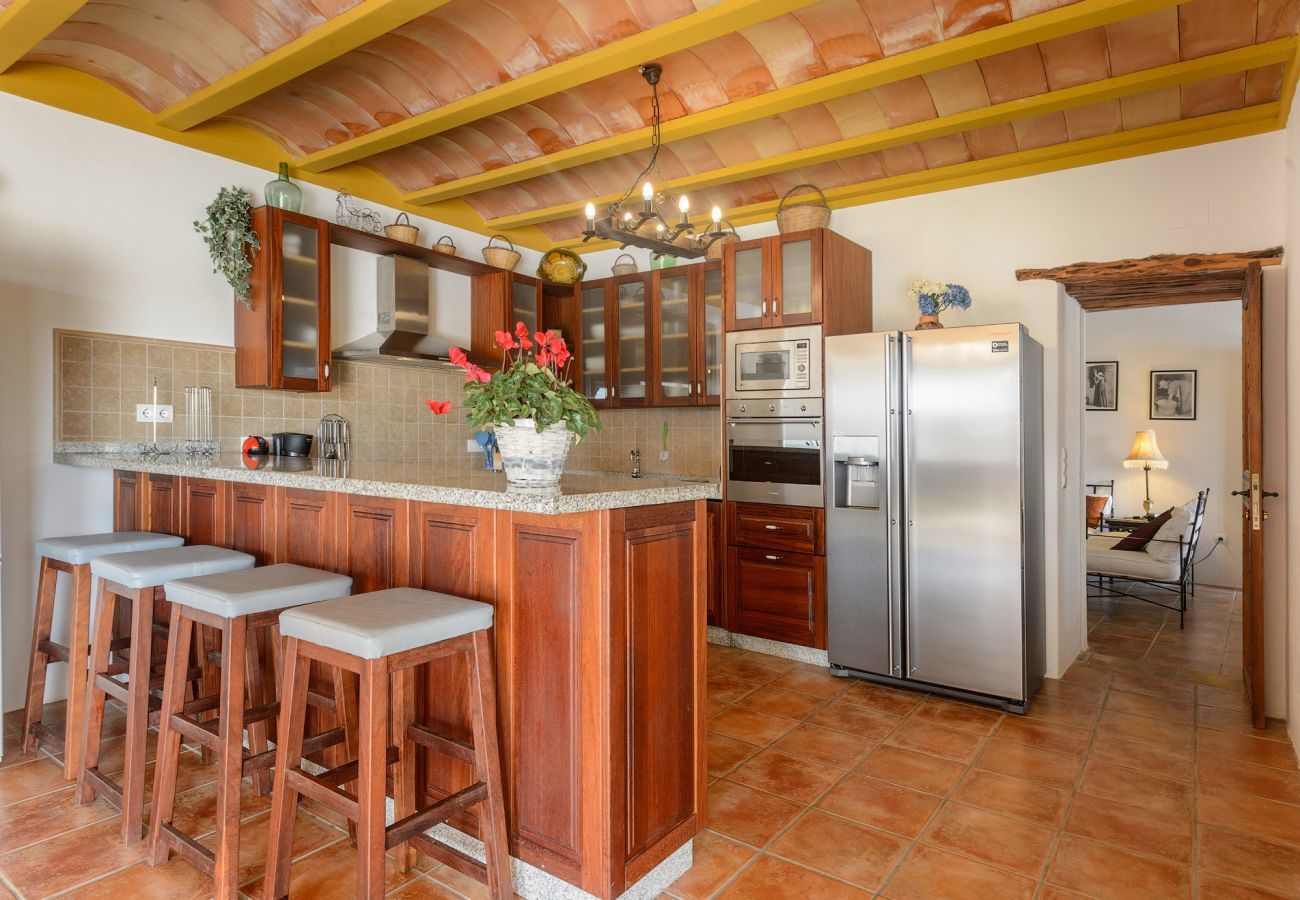 Villa in San Carlos/ Sant Carles de Peralta - Villa Indy