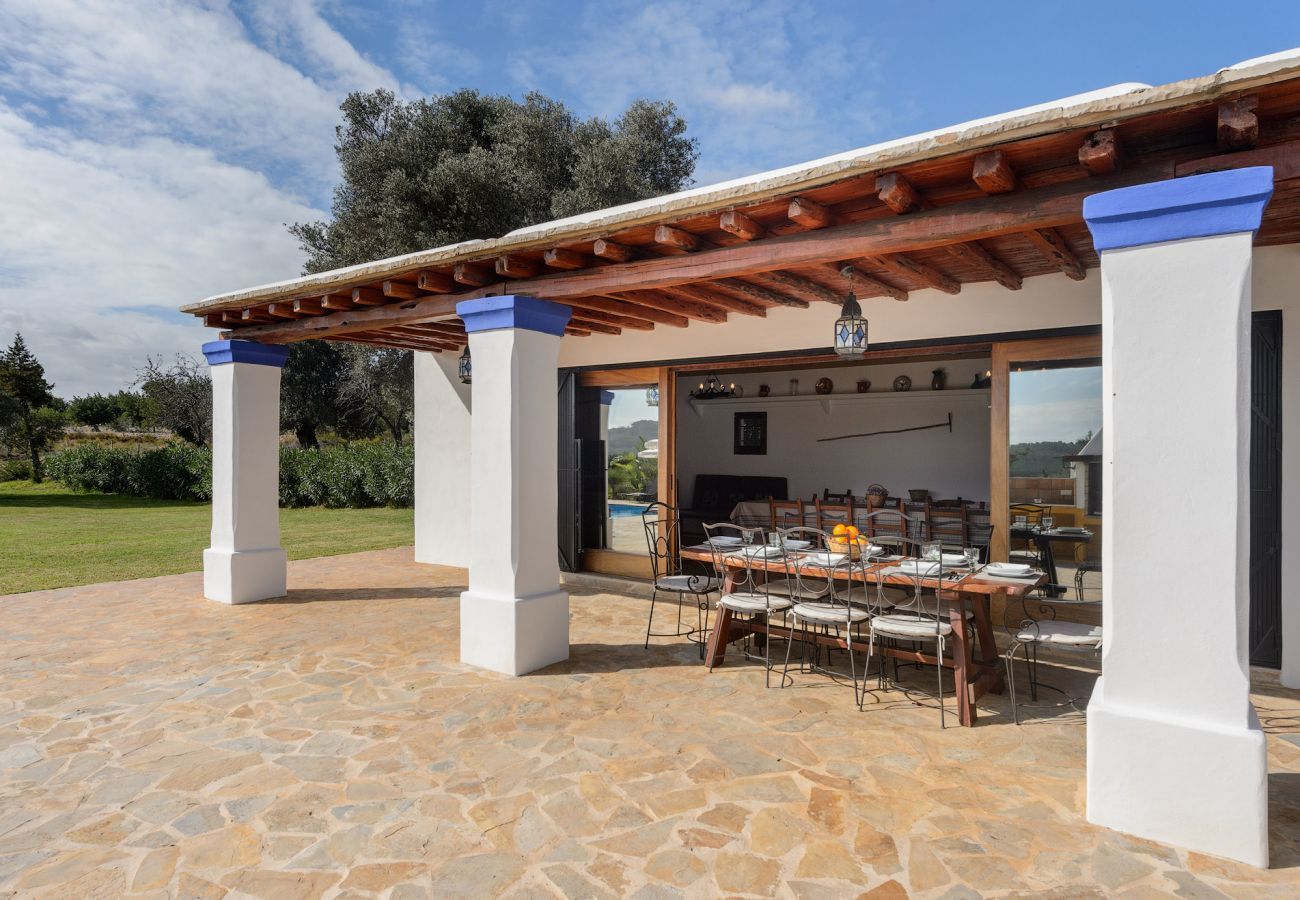 Villa in San Carlos/ Sant Carles de Peralta - Villa Indy