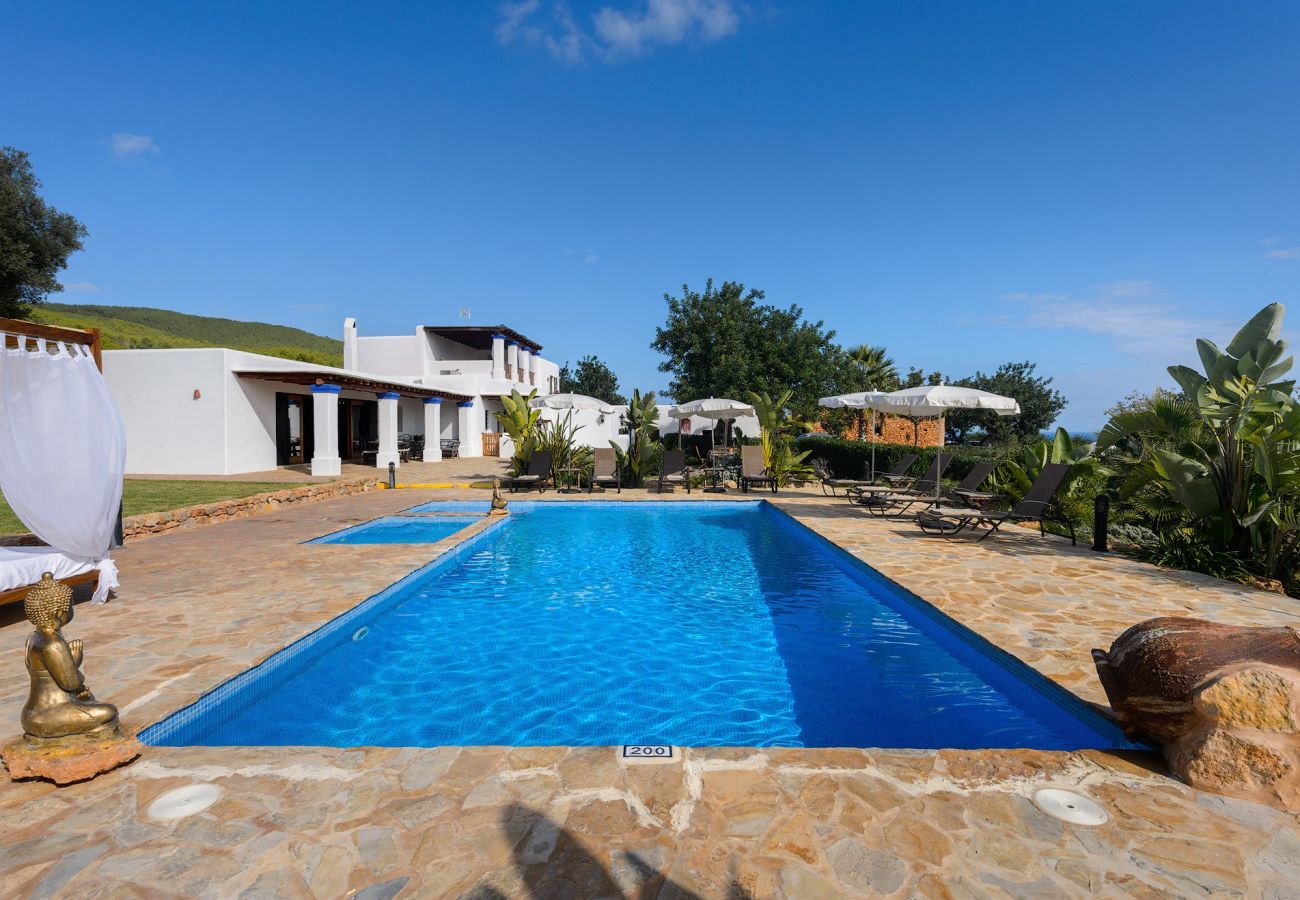 Villa in San Carlos/ Sant Carles de Peralta - Villa Indy