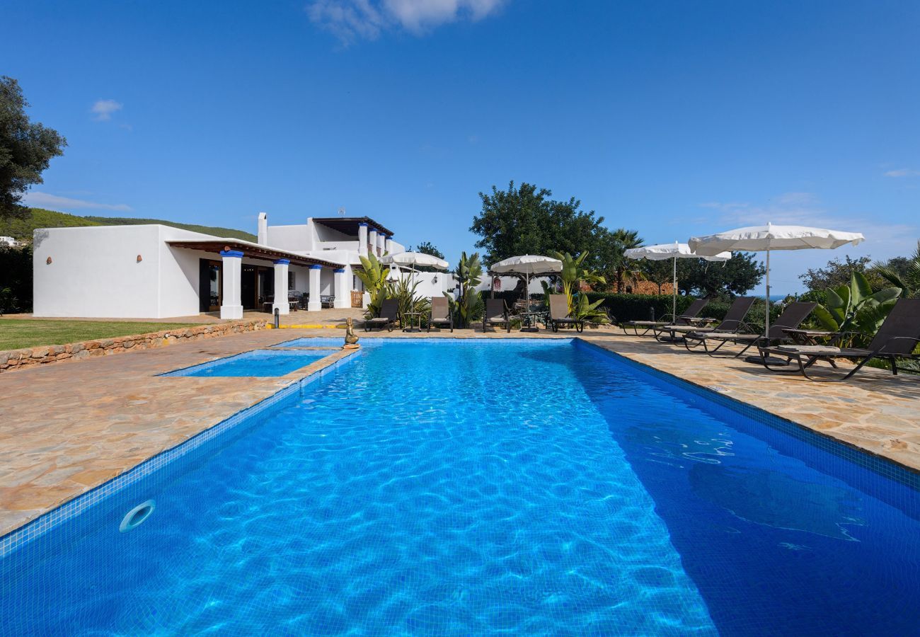 Villa in San Carlos/ Sant Carles de Peralta - Villa Indy