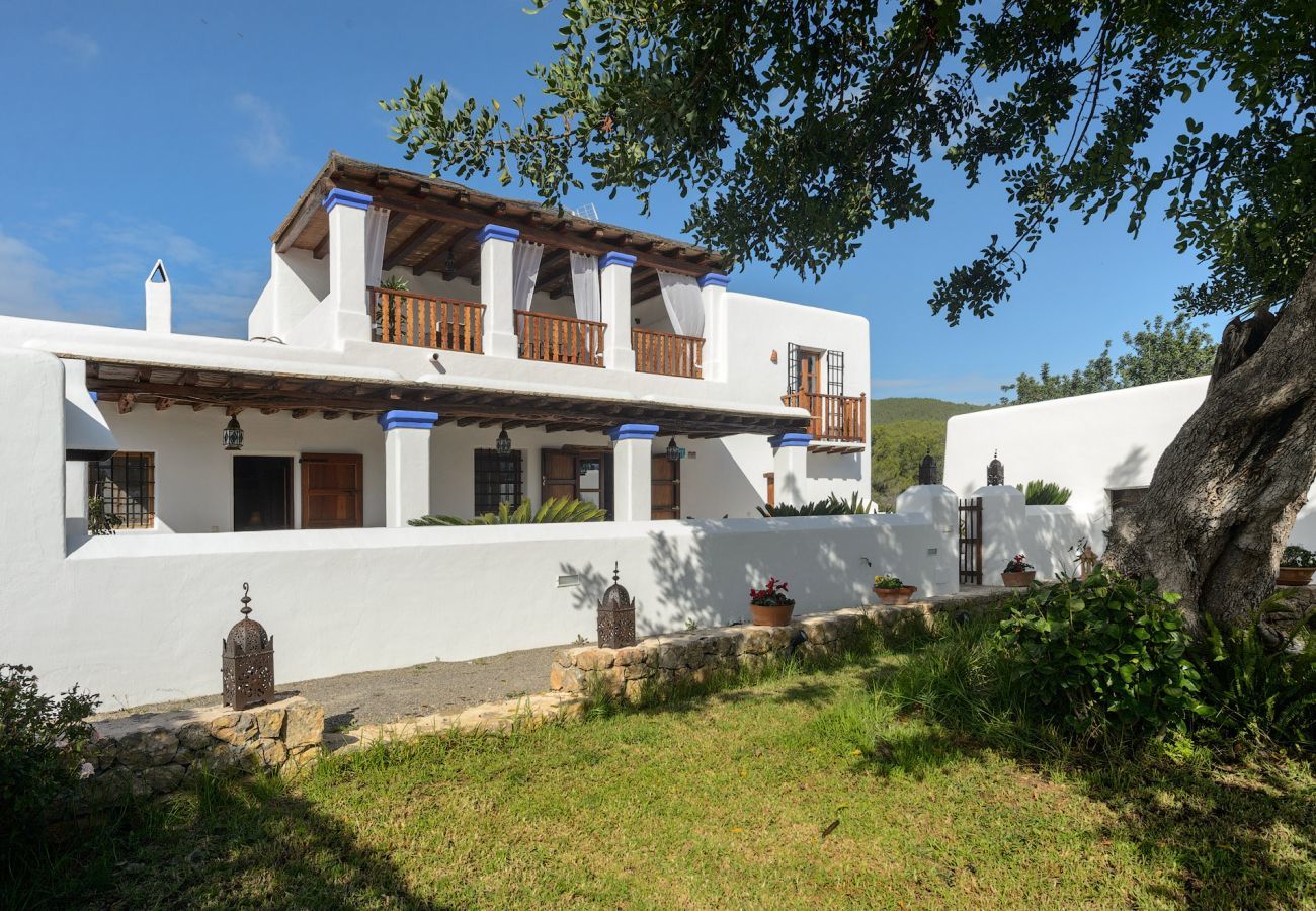 Villa in San Carlos/ Sant Carles de Peralta - Villa Indy