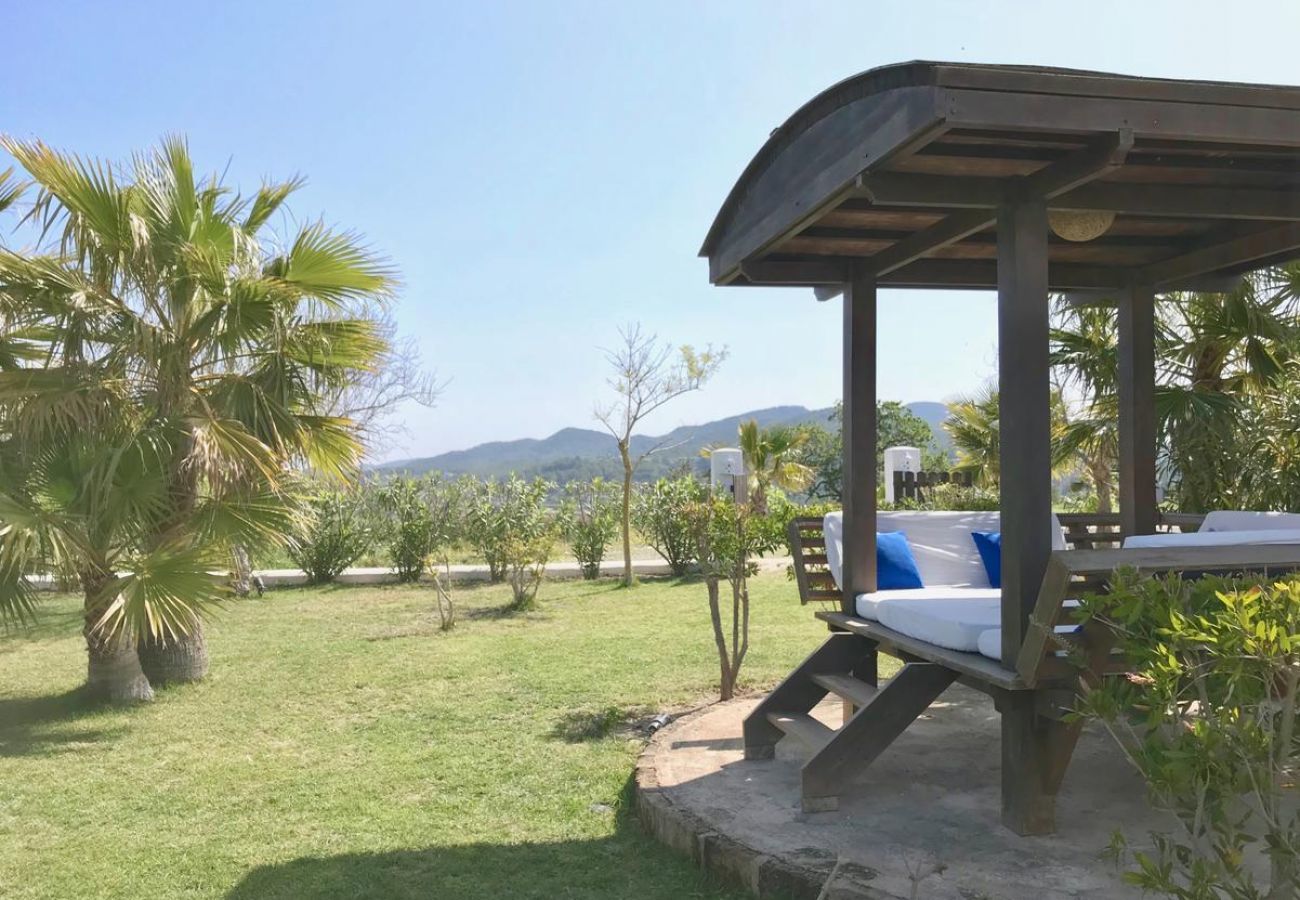 Villa in Sant Josep de Sa Talaia - Villa Piedra