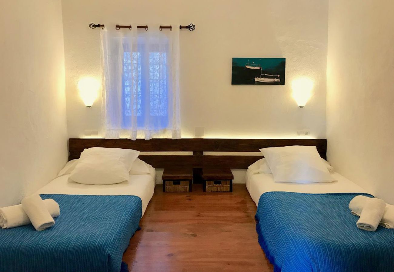 Villa in Sant Josep de Sa Talaia - Villa Piedra