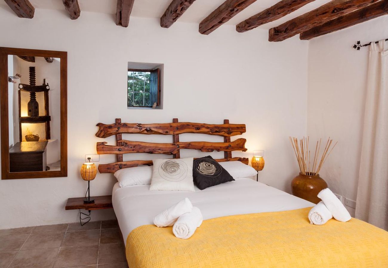 Villa in Sant Josep de Sa Talaia - Villa Piedra