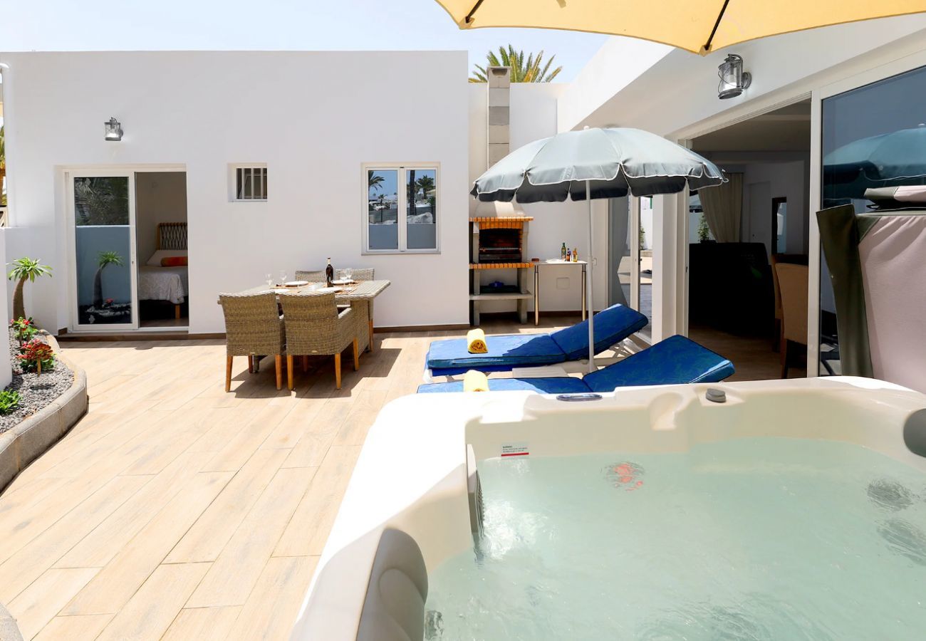 Villa in Puerto del Carmen - Villa Sue