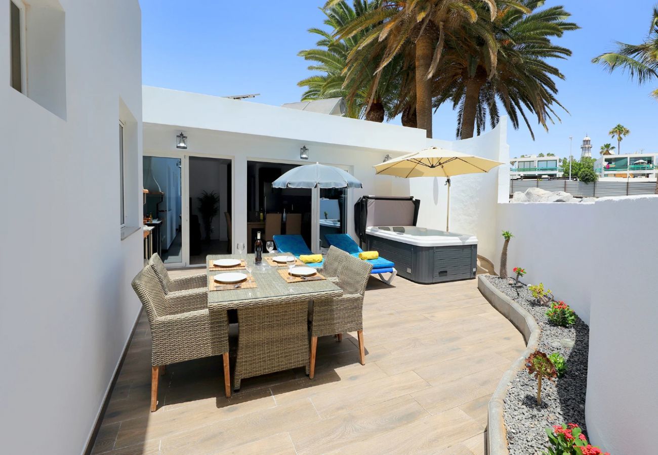 Villa in Puerto del Carmen - Villa Sue