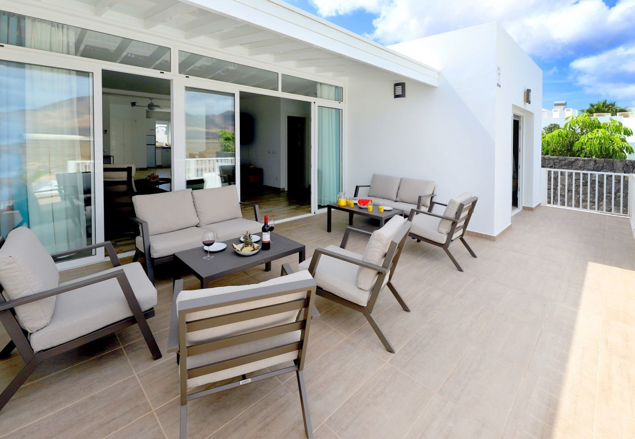 Villa in Playa Blanca - Villa Ruby