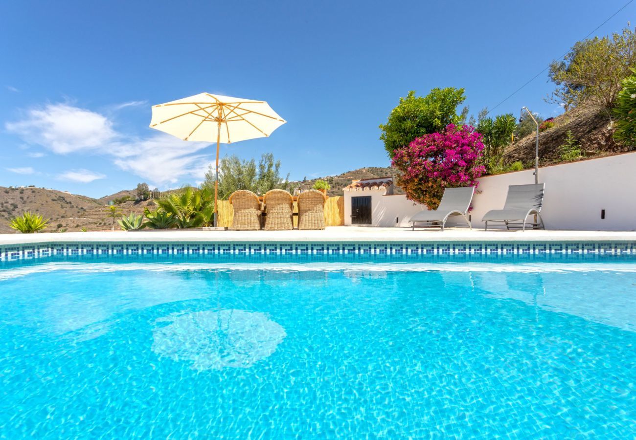 Villa in Torrox - Villa Regazo Andaluz | Villa met privé zwembad op 12 min van zee in Andalusië Villa in Torrox - Villa Regazo Andaluz | Villa met privé zwembad op 12 min van zee in Andalusië